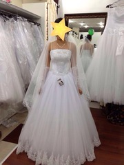  свадебное платье,  новое,  очень красивое,  нежное ,  кружевное